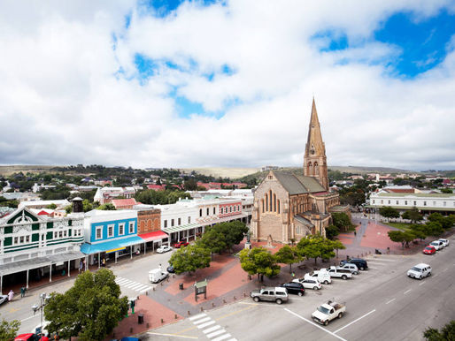 Grahamstown, Afrique du Sud : sécurité dans une ville culturelle