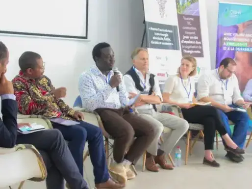 Vers une ère verte: Madagascar mise sur le financement des énergies renouvelables