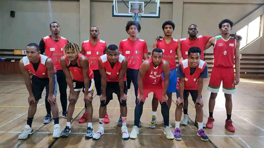 Basket 5×5 aux Jeux Madagascar domine avec les Ankoay