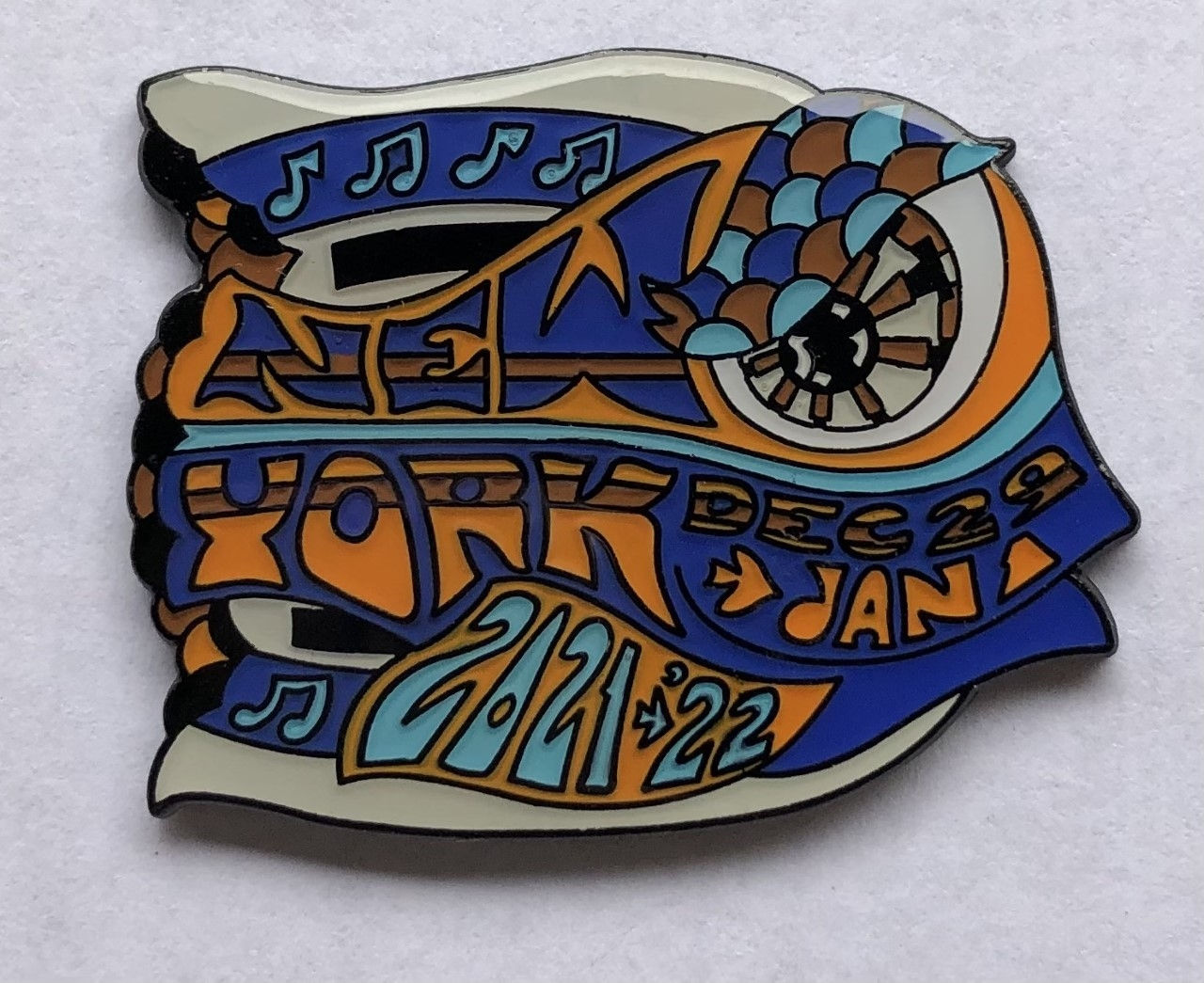 2021-2022 new york city happy fish pin