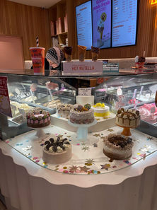 Fake gelato cakes for Gelatissimo