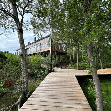 Saaristohuvila, lankonki ja terassi