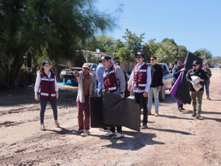 Gobierno de Sonora mantiene presencia permanente en Bahía de Kino tras el paso de Lorena