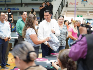 Supervisa Gobierno de Sonora avance en la entrega de uniformes escolares: SEC