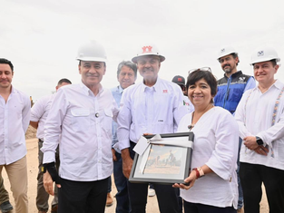 Gobernador Durazo avanza construcción de 33 mil 800 viviendas en Sonora con respaldo de Presidenta Sheinbaum
