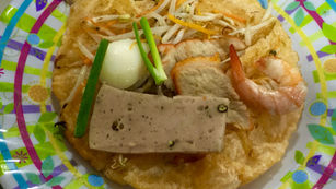 10 Must Try Vietnamese Dishes in Hue