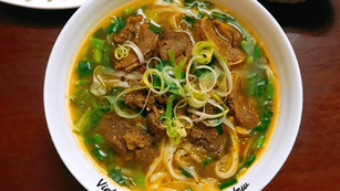 Vietnamese Red Wine Beef Soup: Phở Bò Sốt Vang: A Unique Twist to Hanoi Pho