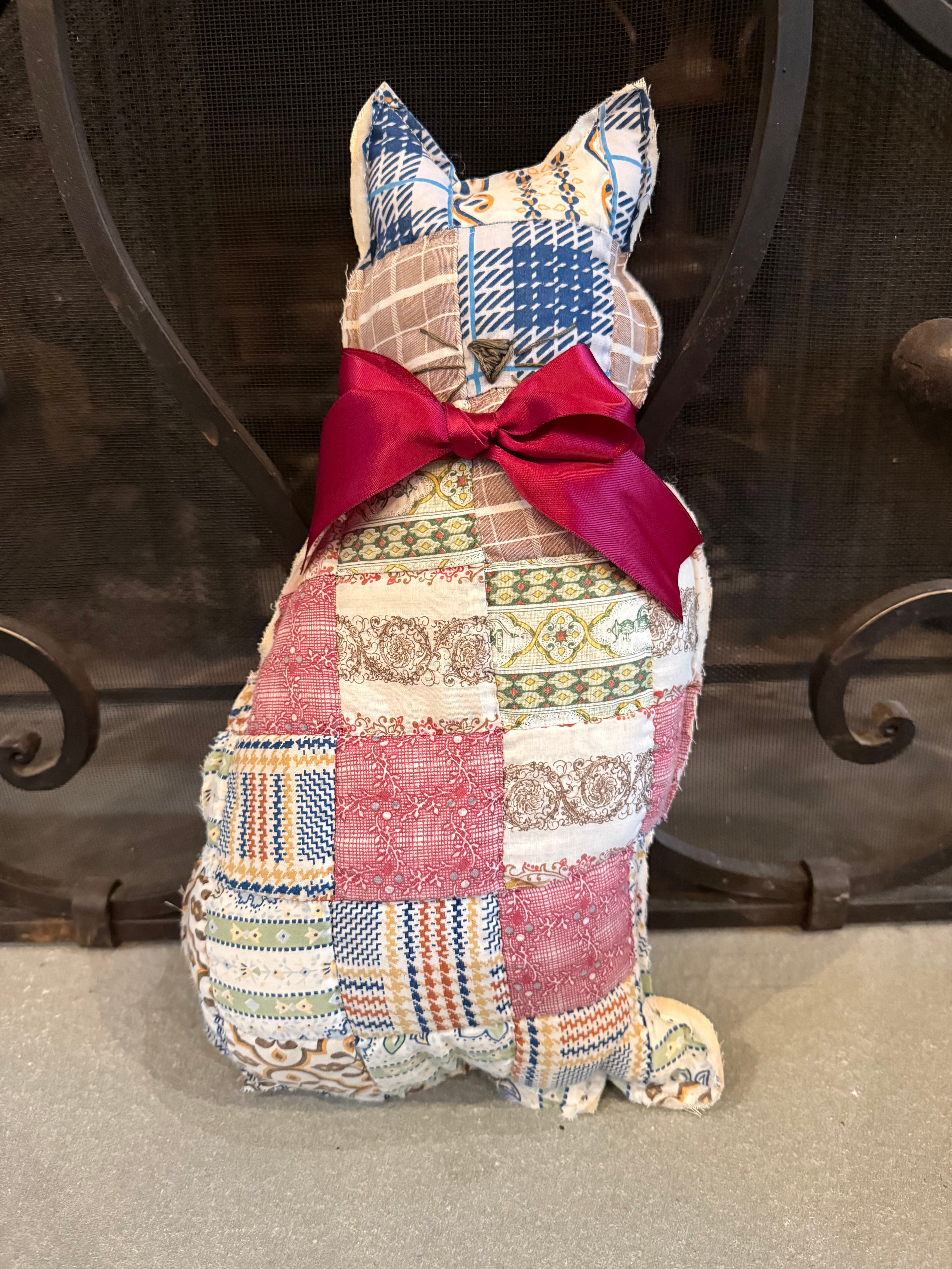 Vintage Quilted Cat Accent Pillow - Red
