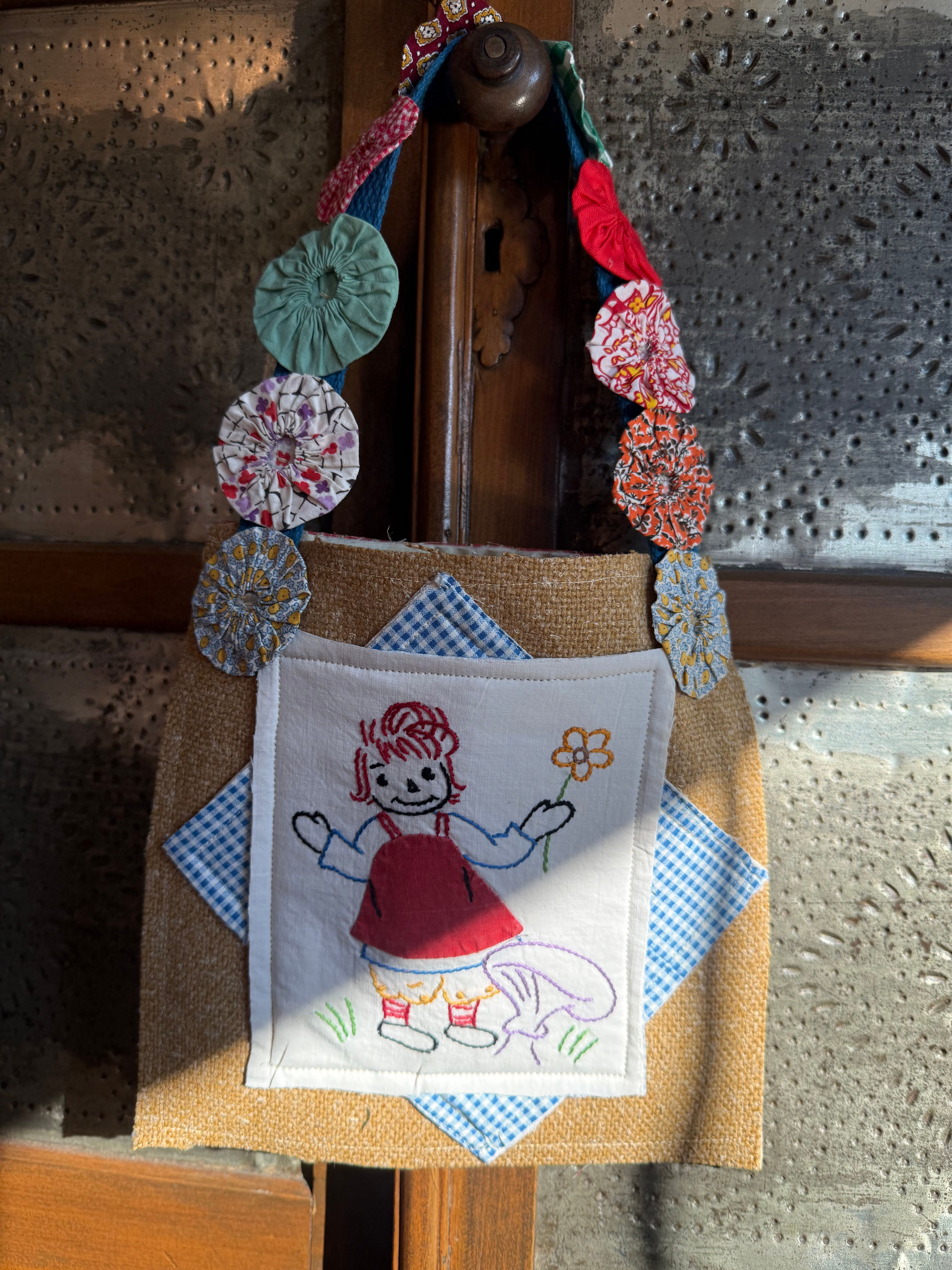 Vintage Raggedy Anne Ditty Bag w/ Vintage Yo-Yo Quilt Handles - #07