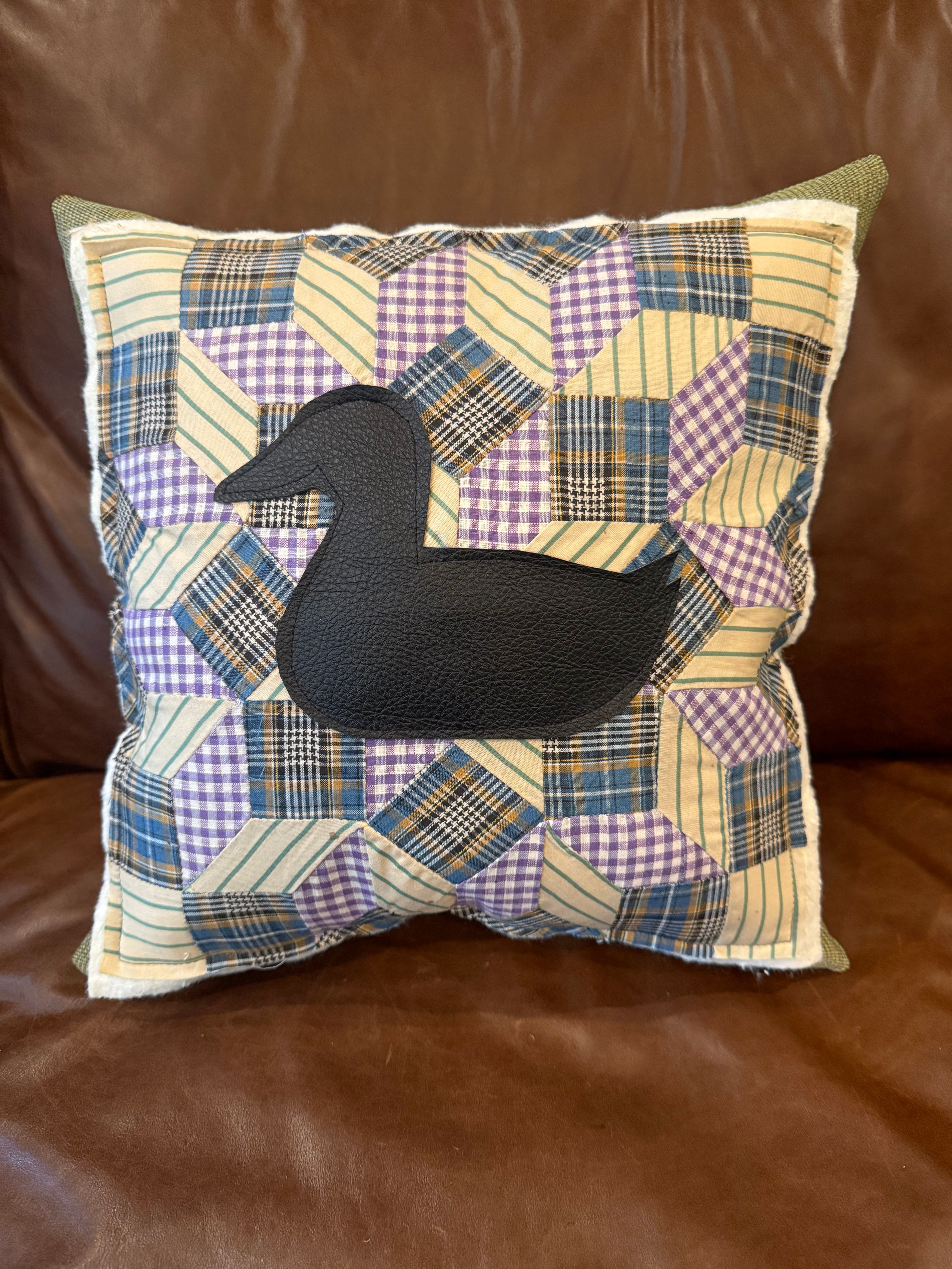Vintage Duck Quilt Accent Pillow - Black