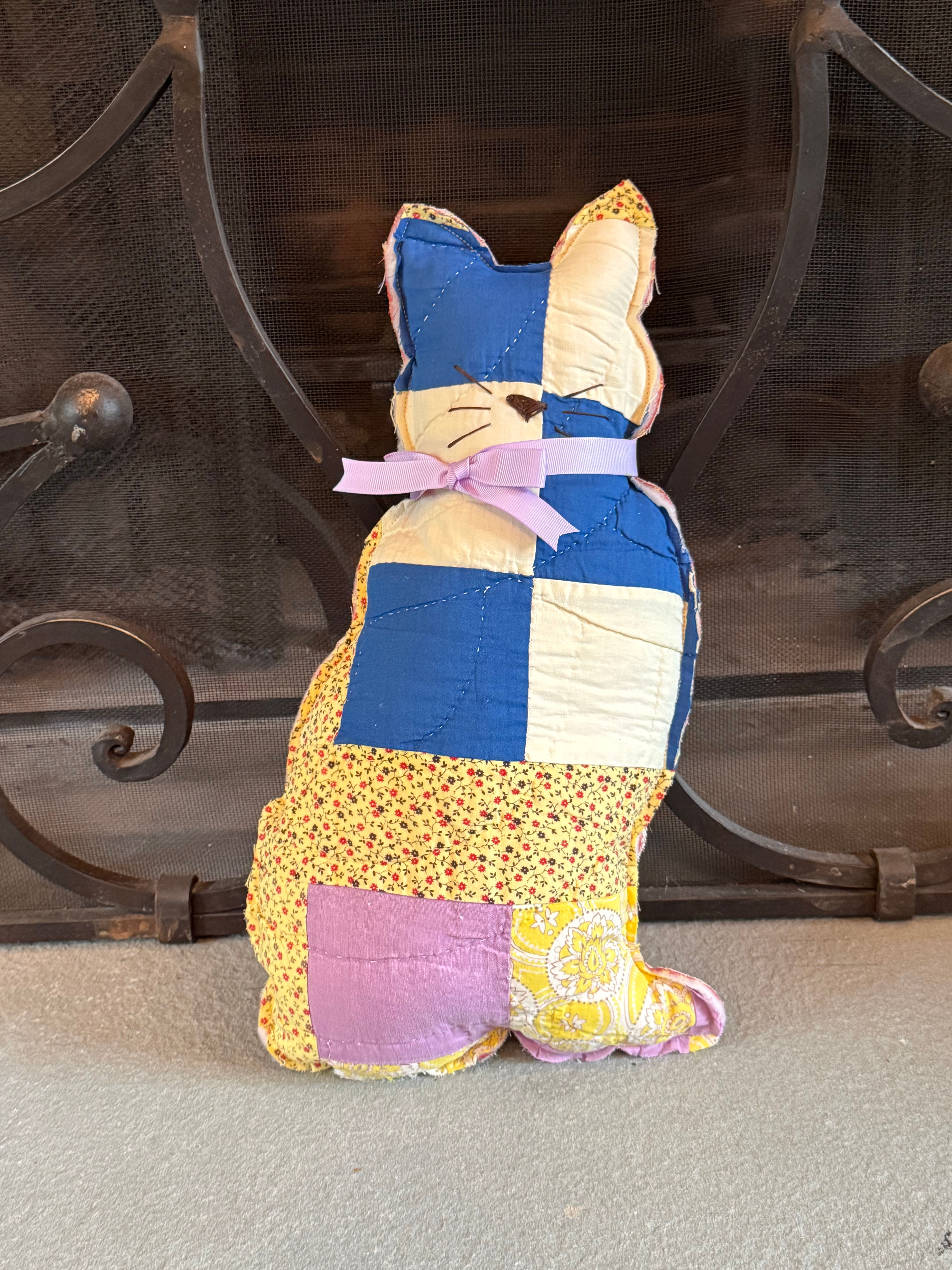 Vintage Quilted Cat Accent Pillow - Lavender