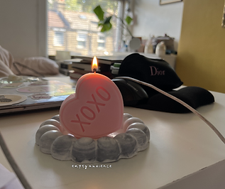 xoxo b roll.png
