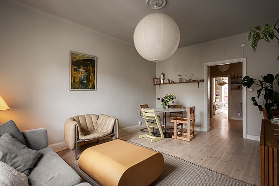 Bildredigering av bostadsbilder — naturligt ljus och skandinavisk stil av Chimli Retouch & Motion Bjurholmsplan 27 MikaelR EO AnnciG 250325YTA_1265Annci Gustavsson-.jpg