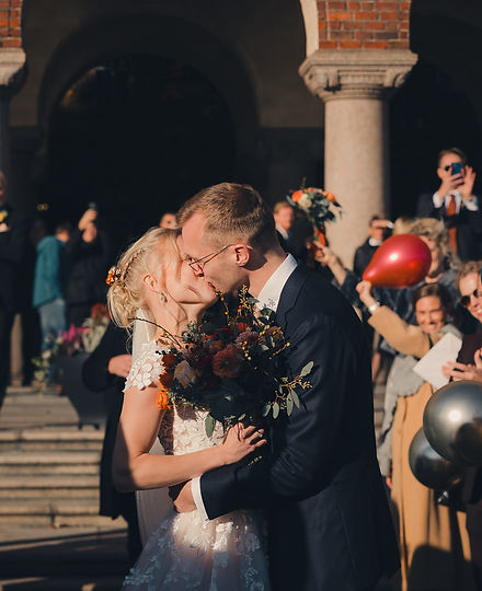 Paketet är för er som vill ha porträtt-, vigsel- och mingelbilder dokumenterade från dagen.
I paketet ingår:
• 4 timmars fotografering
• Urval och redigering av minst 200 bilder
• Fikamöte för planering av er dag
• Stilren digital leverans med delbar länk
• Transportersättning inom Umeå