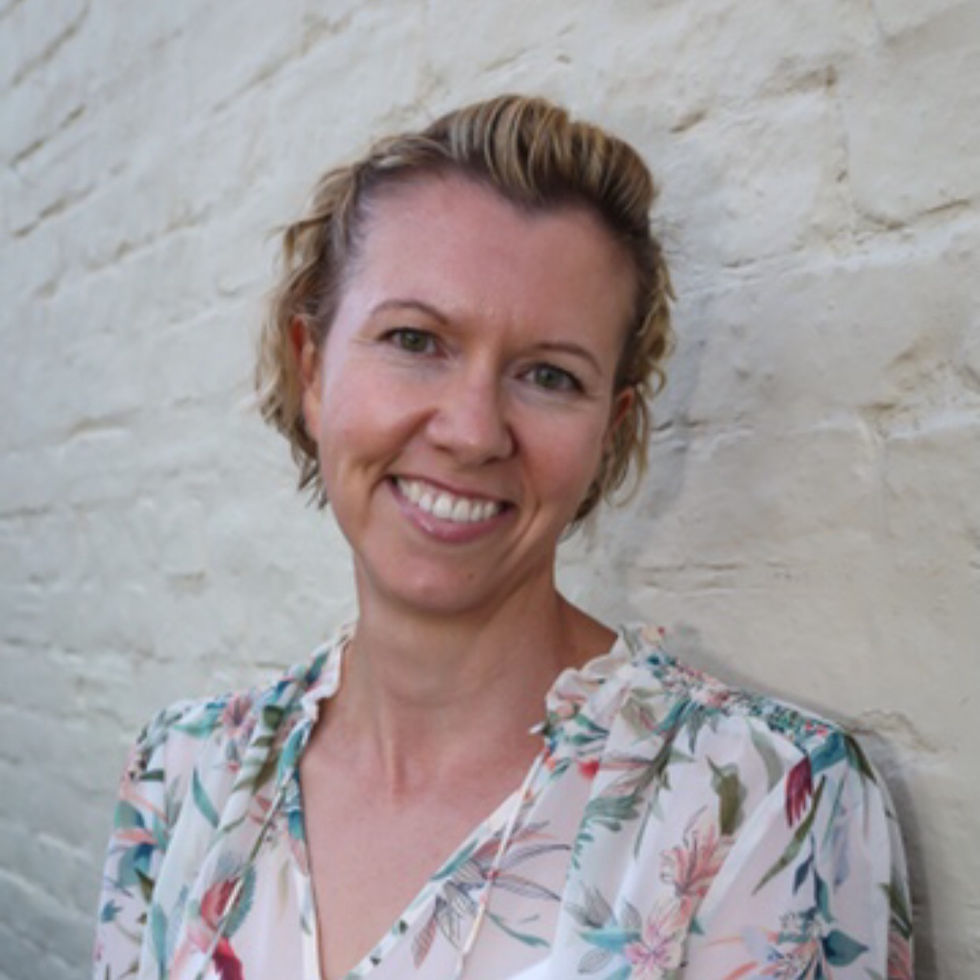 Dr. Jenny Turner, specialist therapist for highly sensitive women, offering warm, trauma-informed, compassionate therapy for anxiety, overwhelm, and self-discovery