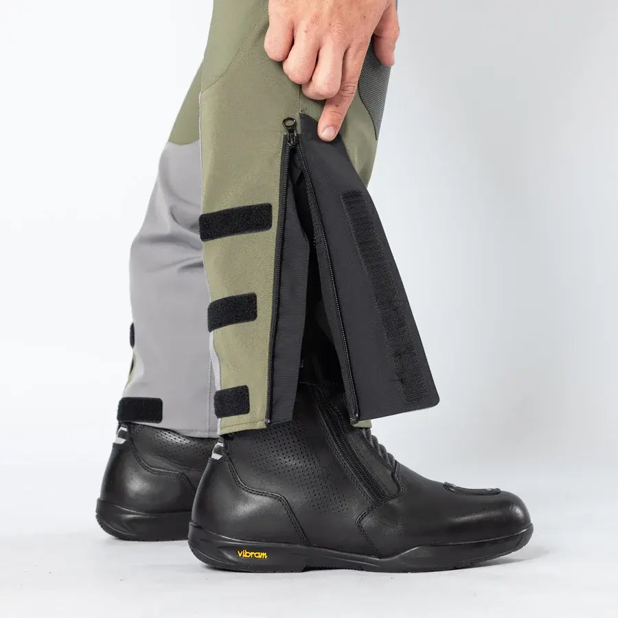 Miniaturbild: IXS Venture Air 1.0 Hose Hellgrau-Olive | MotoNuba | CH-3150 Schwarzenburg