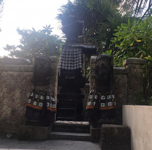 Checkered cloth or Kain Polena used for worship in Bali