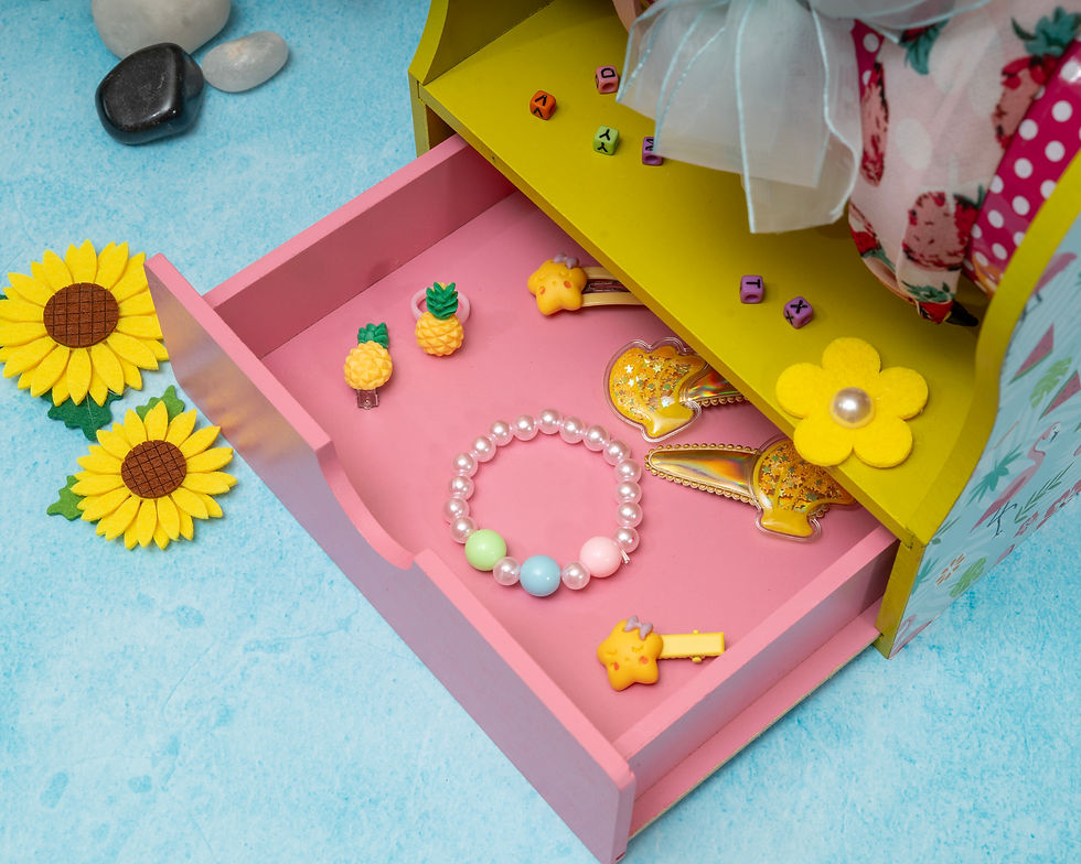 Thumbnail: HAIRBAND HOLDER WITH DRAWER - FLAMINGO