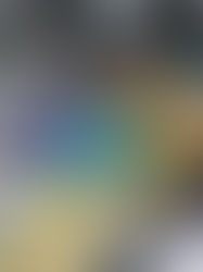 Imac met kleurenstalen en ontwerpen