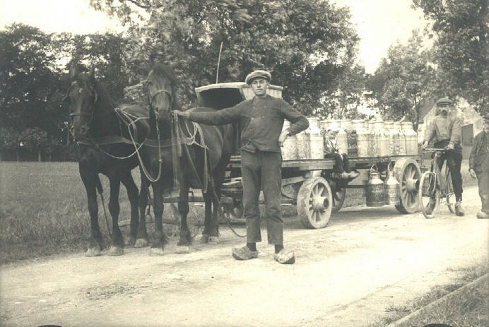 Posthuma Milk Wagon.jpeg
