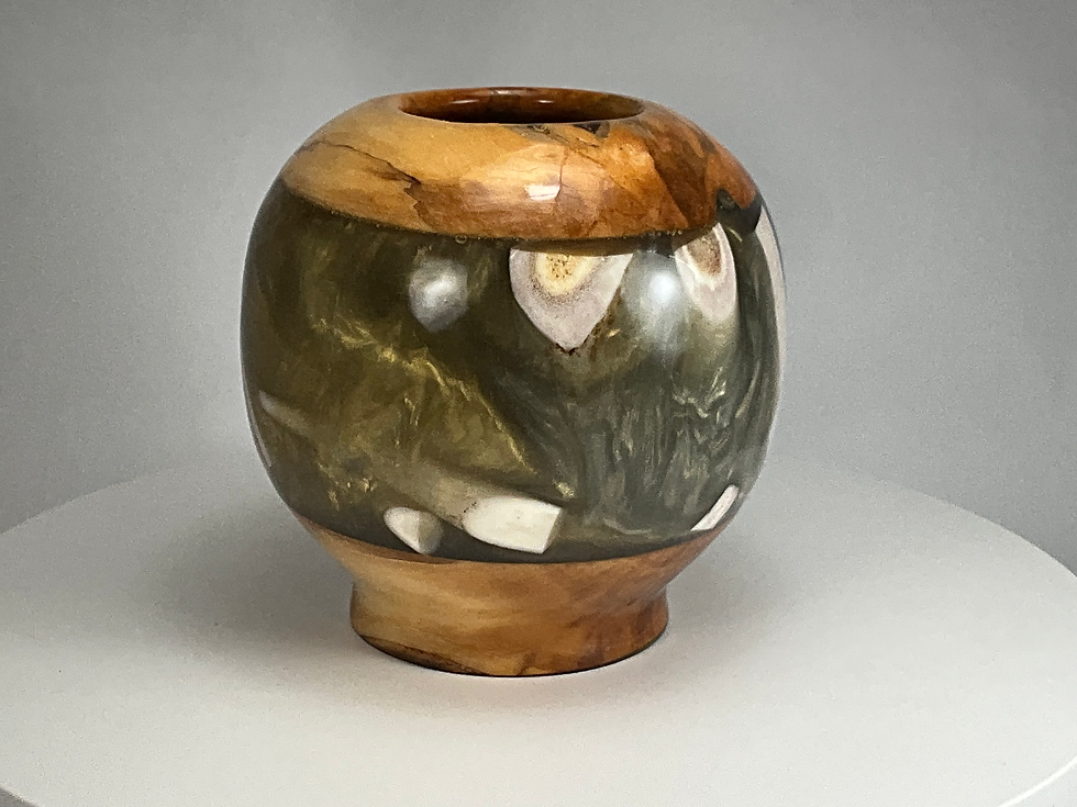 Thumbnail: Antler round form