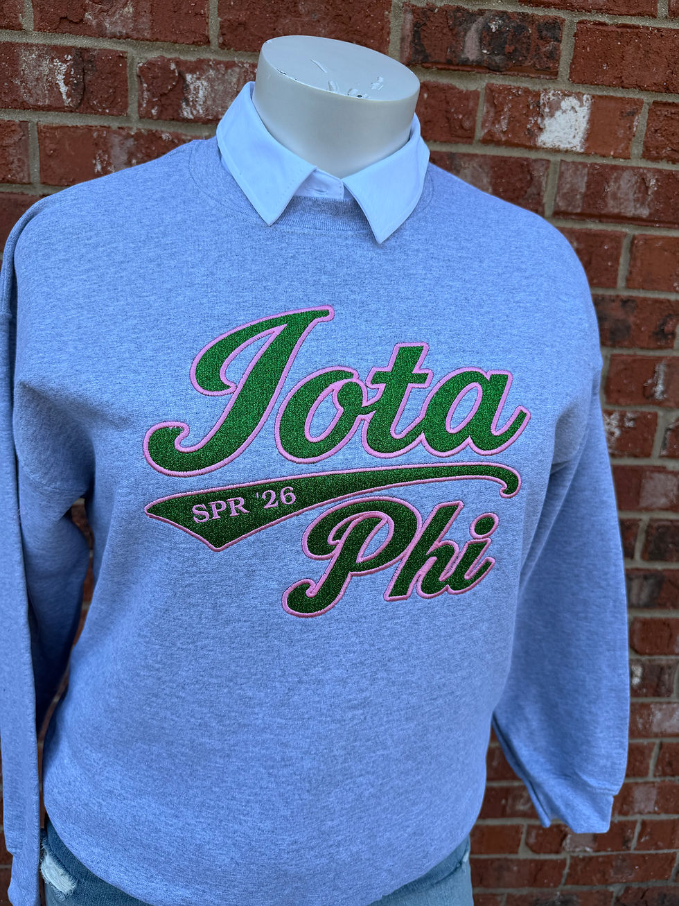 Thumbnail: UAB - Iota Phi Scroll Applique