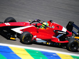 O matogrossense Davi Corrêa em ação pela Fórmula Delta no Autódromo de Interlagos