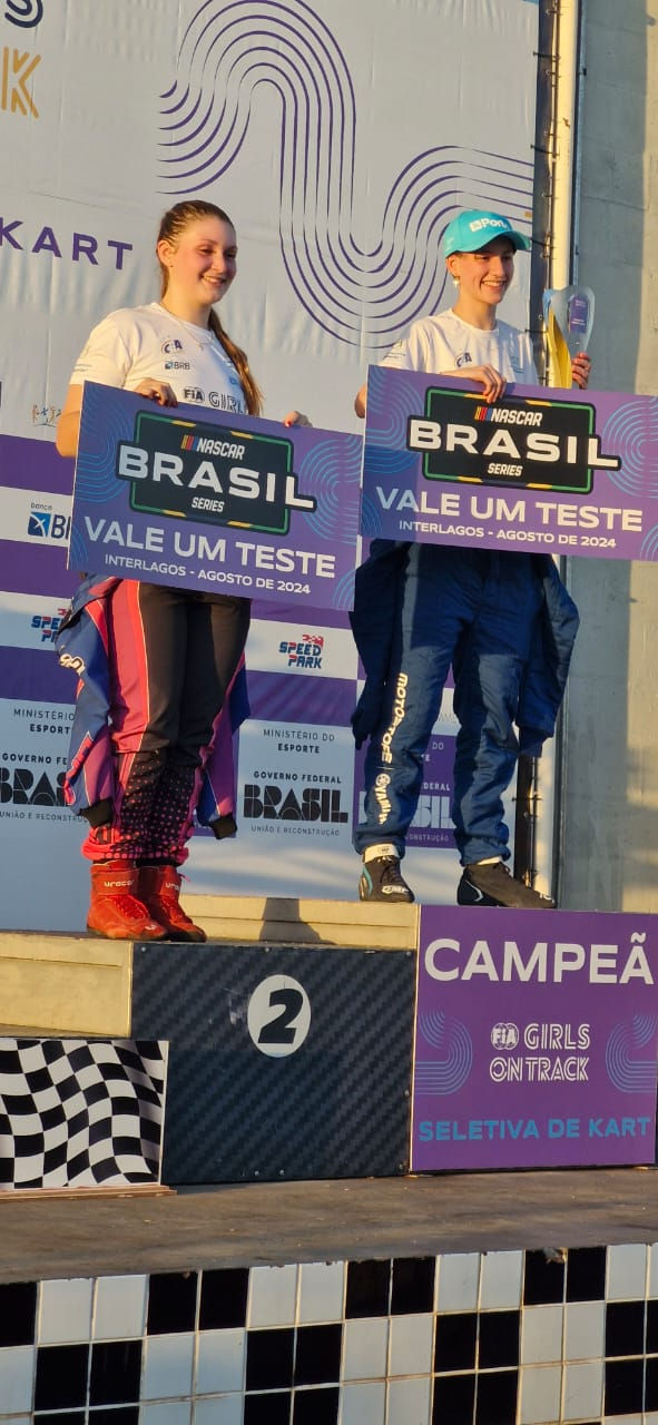 Podium Graduadas Fia Girls On Track