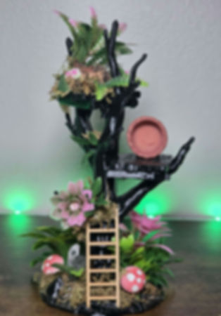 Tropical Treehouse Jumping Spider Playset 7 Inches W/ Genuine Crystals (Pink)