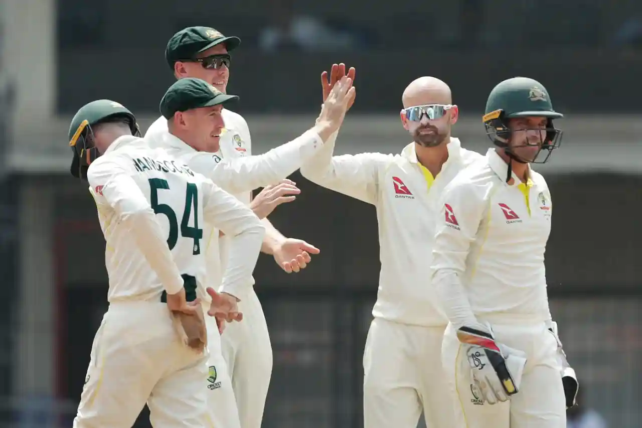 Border Gavaskar Trophy 2022-23, India vs Australia, 3rd Test, Day 2_Australia need 76 runs to win Indore Test _ Walking Wicket (Images_ ©BCCI_Twitter)