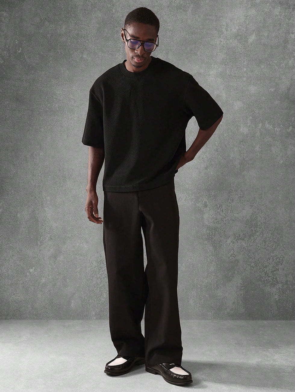 Thumbnail: Black Oversized Short Sleeve T-Shirt