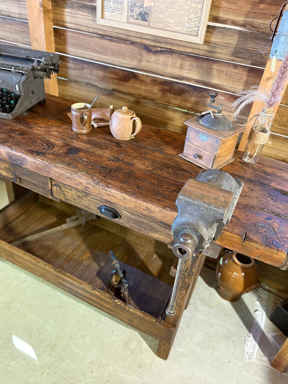 Miniature : Ancien établi/console rénové – pièce unique pleine de caractère