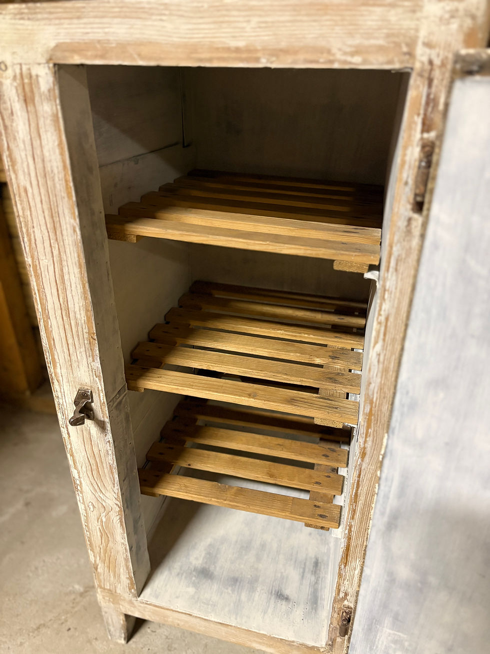 Miniature : Ancien frigo de boucher