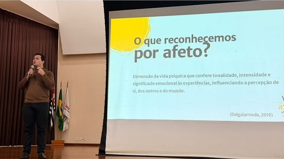Professor e Psicólogo Luciano Buiati