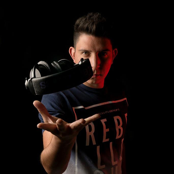 DJ ANDRÉS LOPÉZ