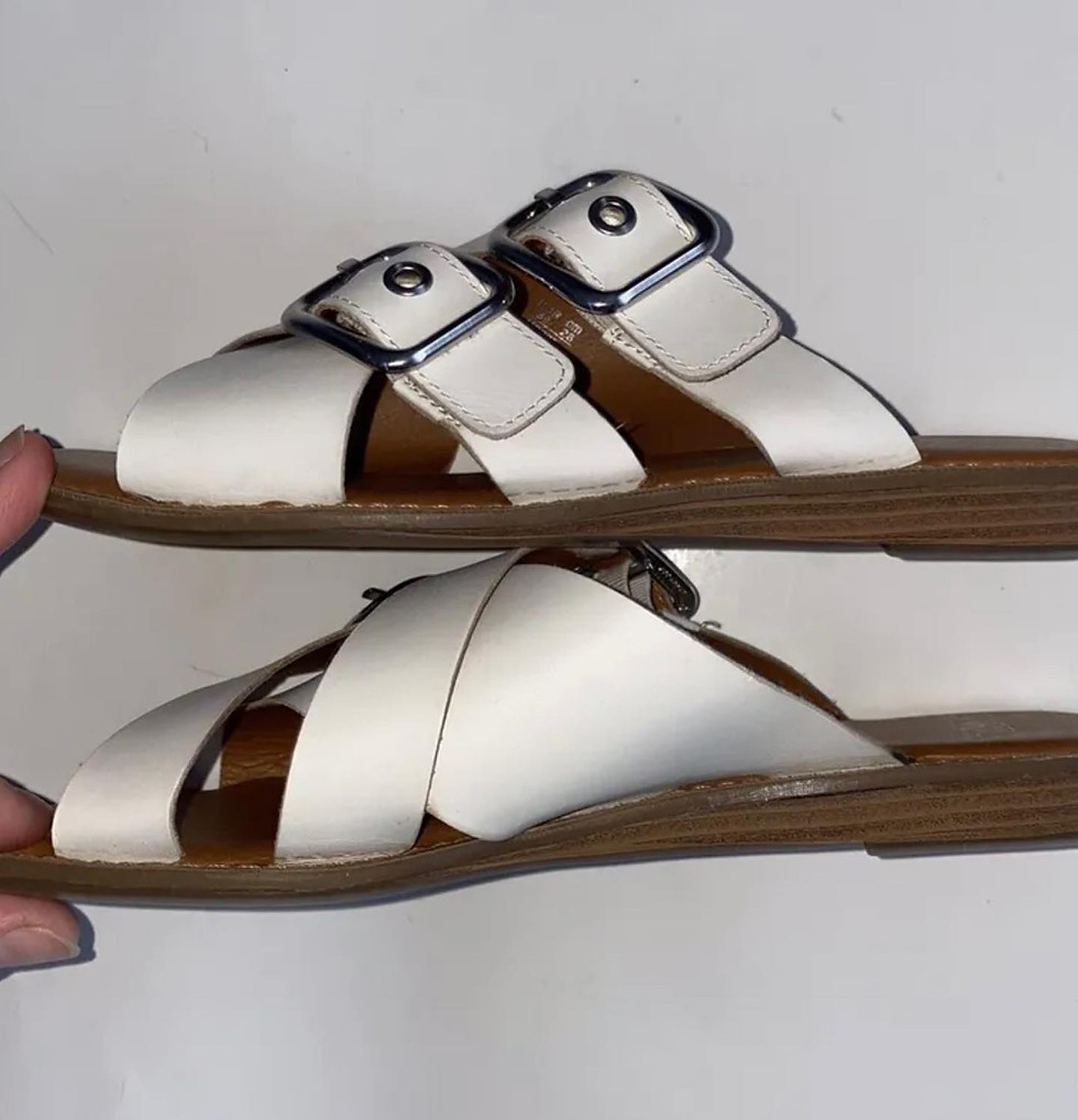 Thumbnail: Franco Sarto Women’s White Leather Buckle Sandals Size 9M