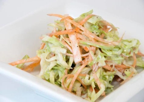Easy Creamy Coleslaw Recipe