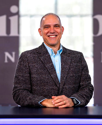 20260202-qu-the-agency-sp2026-020 (1)_edited.jpg