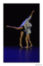Duo de danseurs lors d'un gala de danse Lille.