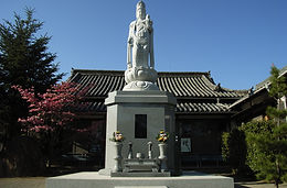 済水寺様の観音像