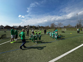 Fußball-Wochenende pur: Unsere Bambinis in Ingelheim & Heimspiel-Action der F-Jugend