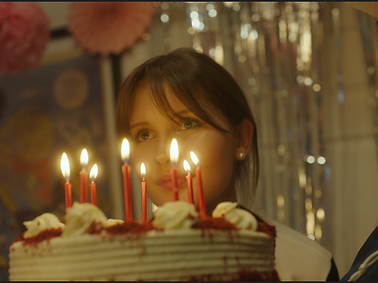 Madame Amerique still #1.png