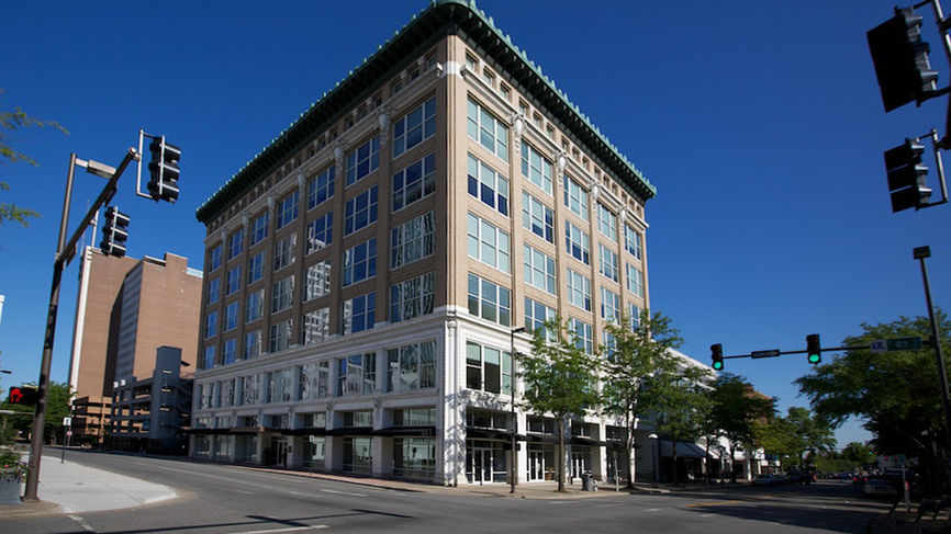 Mann on Main, Exterior View