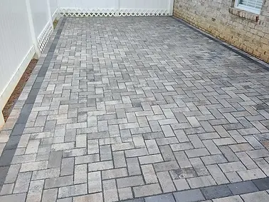 De-La-Rosa-Paver-Patio-1.webp