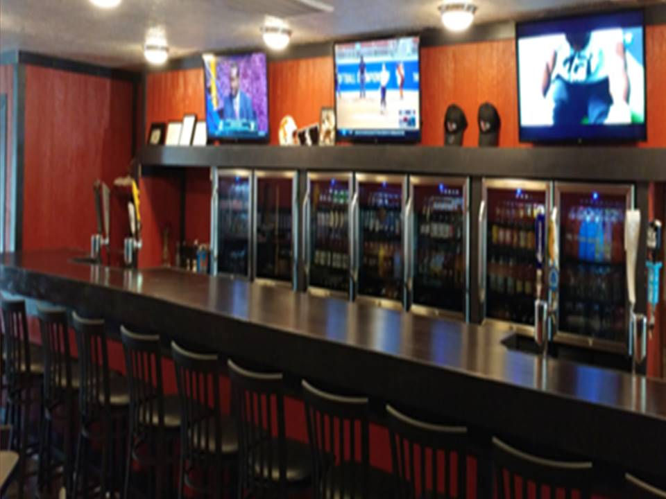 spikes bar pic 1