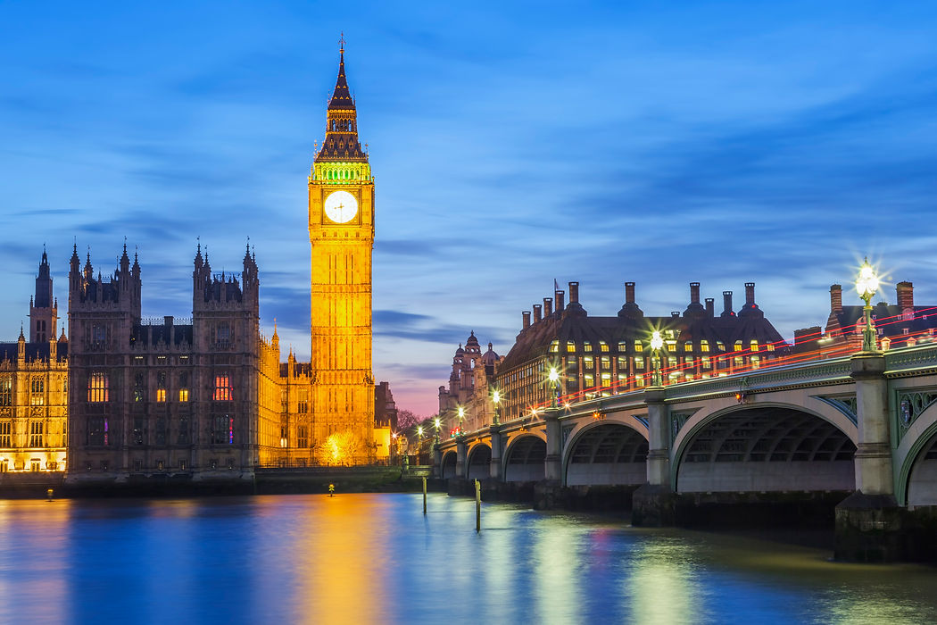 big-ben-house-parliament-night-london-united-kingdom.jpg