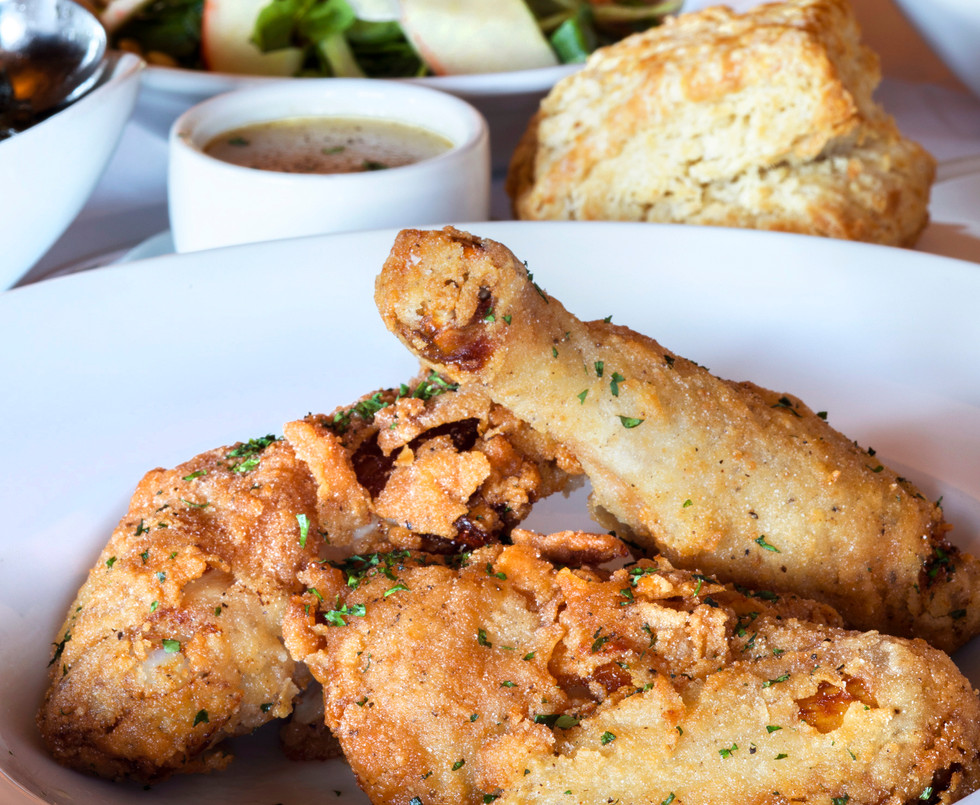 Photo of Jar's Fried Chicken dinner with side salad.