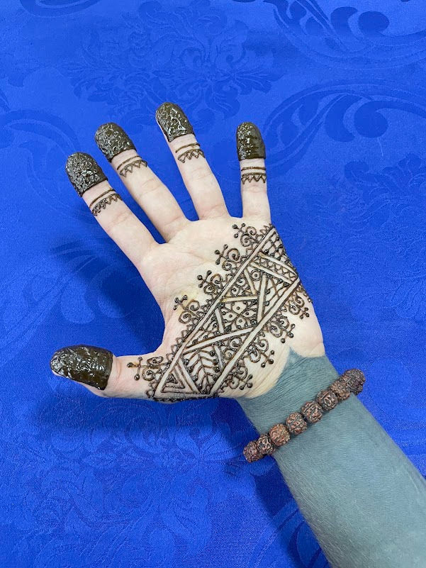 MEHNDI HENNA INDIANA MARROQUINA MARCIA DE ANDRADE