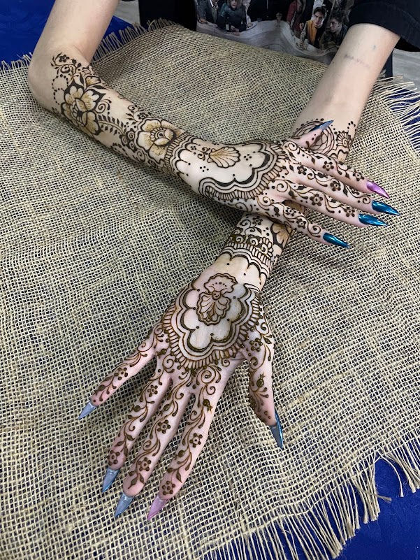 MEHNDI HENNA INDIANA MARCIA DE ANDRADE