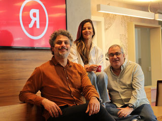 Lápis Raro promove 3 criativos a diretores de criação 